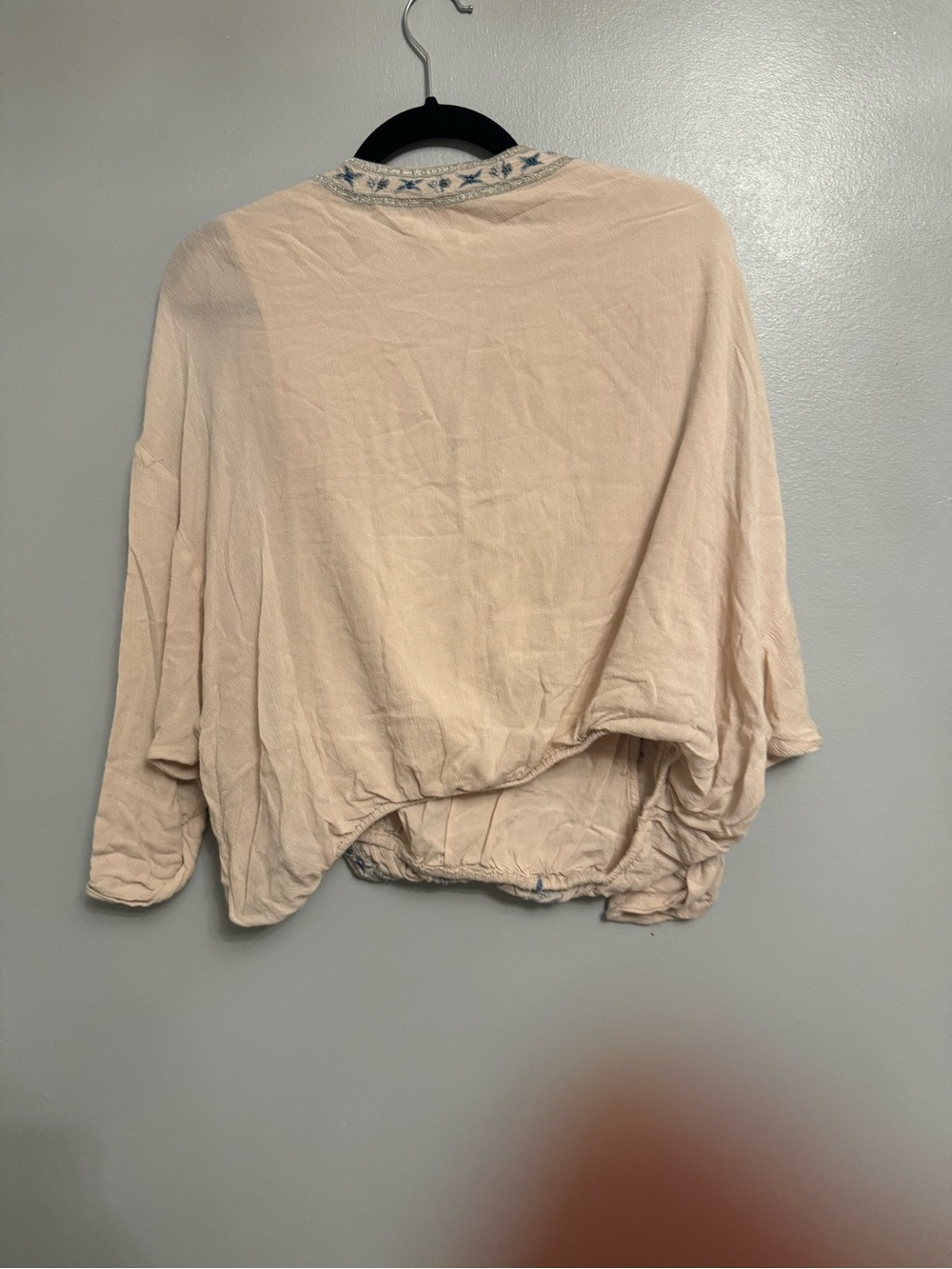 Free People boho Cream top with Blue Embroidery and beading S - Picture 3 of 4